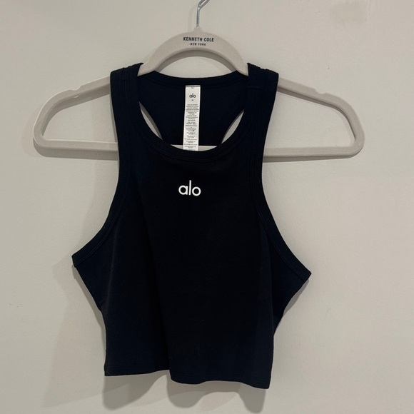 ALO Yoga Black Aspire Tank - Picture 4 of 6